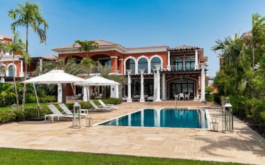 XXII CARAT Villas