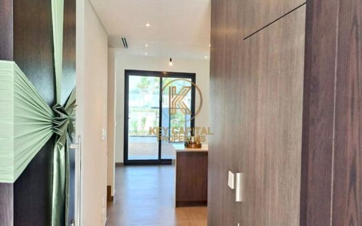 Single row – Facing Hessa street – Keys in hand
